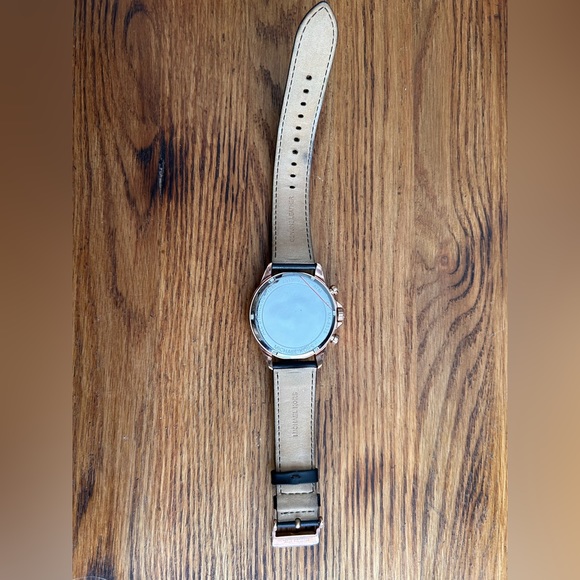 Micheal Kors Men’s Watch - Picture 4 of 6